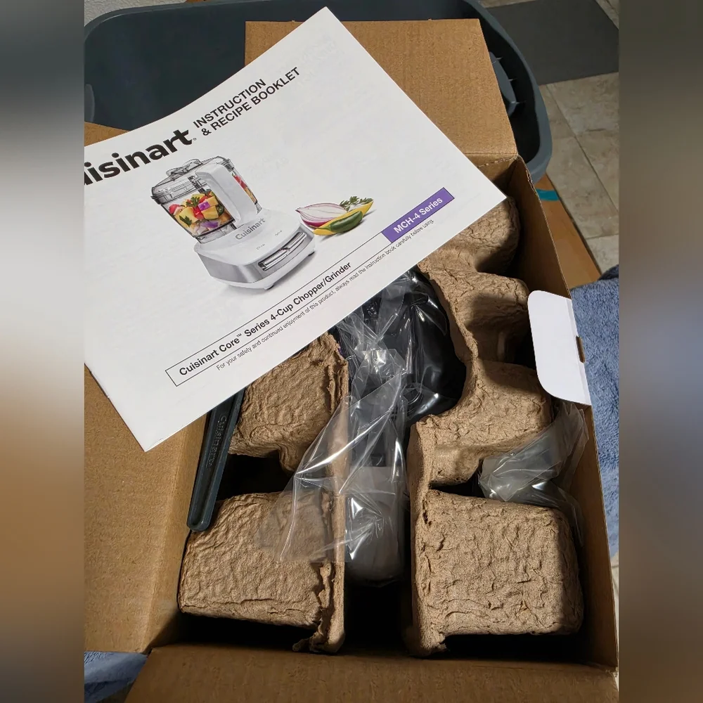 Cuisinart 4-Cup Mini Chopper in White - Picture 2 of 5